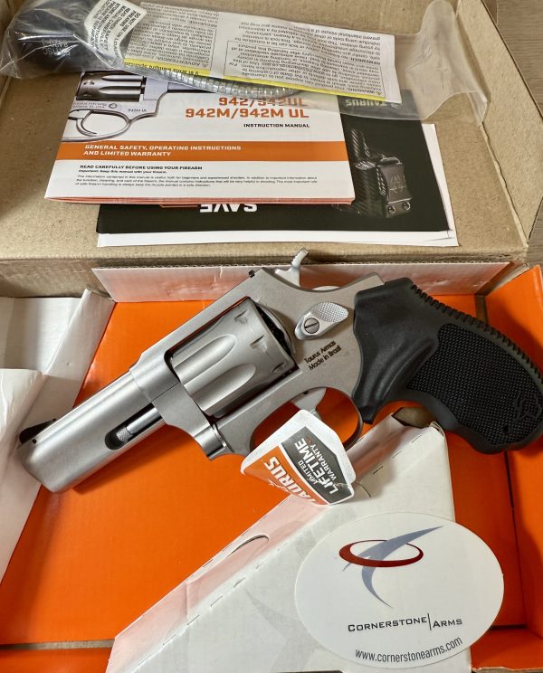 Taurus 942 .22WMR 8-Shot 2-942M039 Stainless M942 .22 Magnum NIB - Image 4