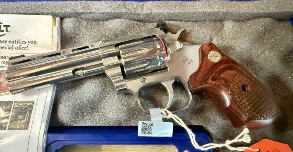 Colt King Cobra TALO .22lr 4.25" Stainless NIB KCOBRA22-SP4WBB-TLS 10-Shot ON SALE - Image 3