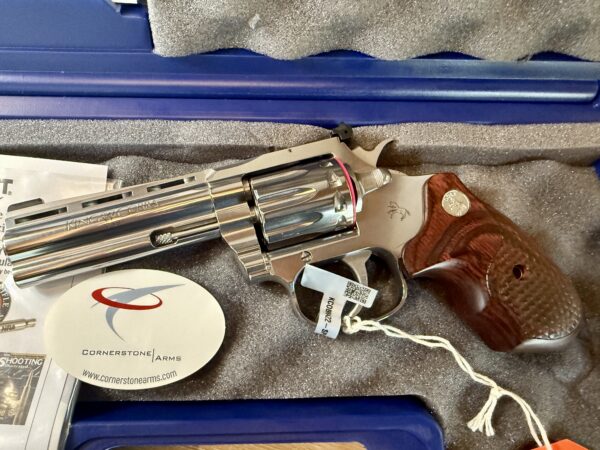 Colt King Cobra TALO .22lr 4.25" Stainless NIB KCOBRA22-SP4WBB-TLS 10-Shot ON SALE